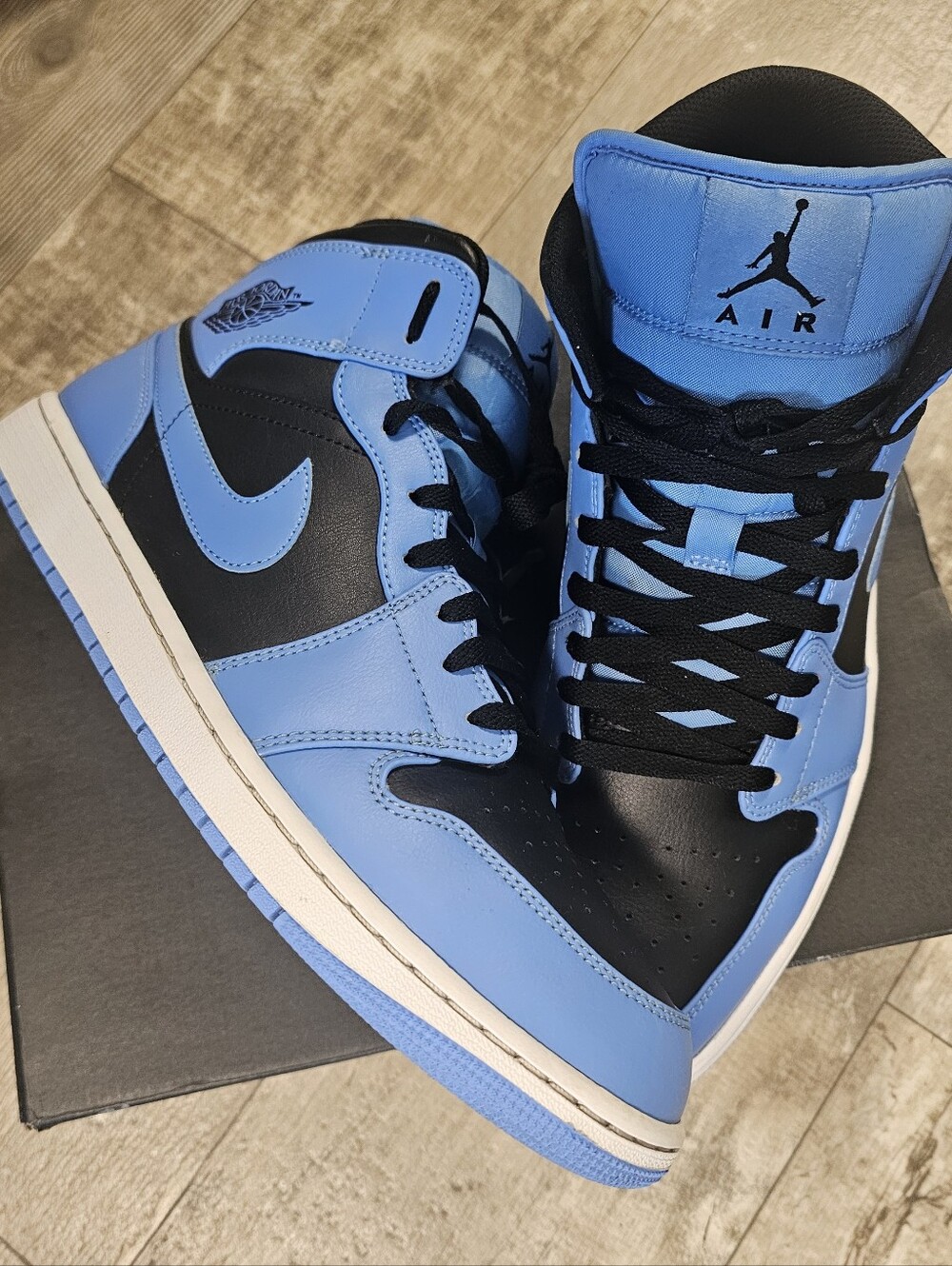 Nike Air Jordan 1 High OG University Blue Black